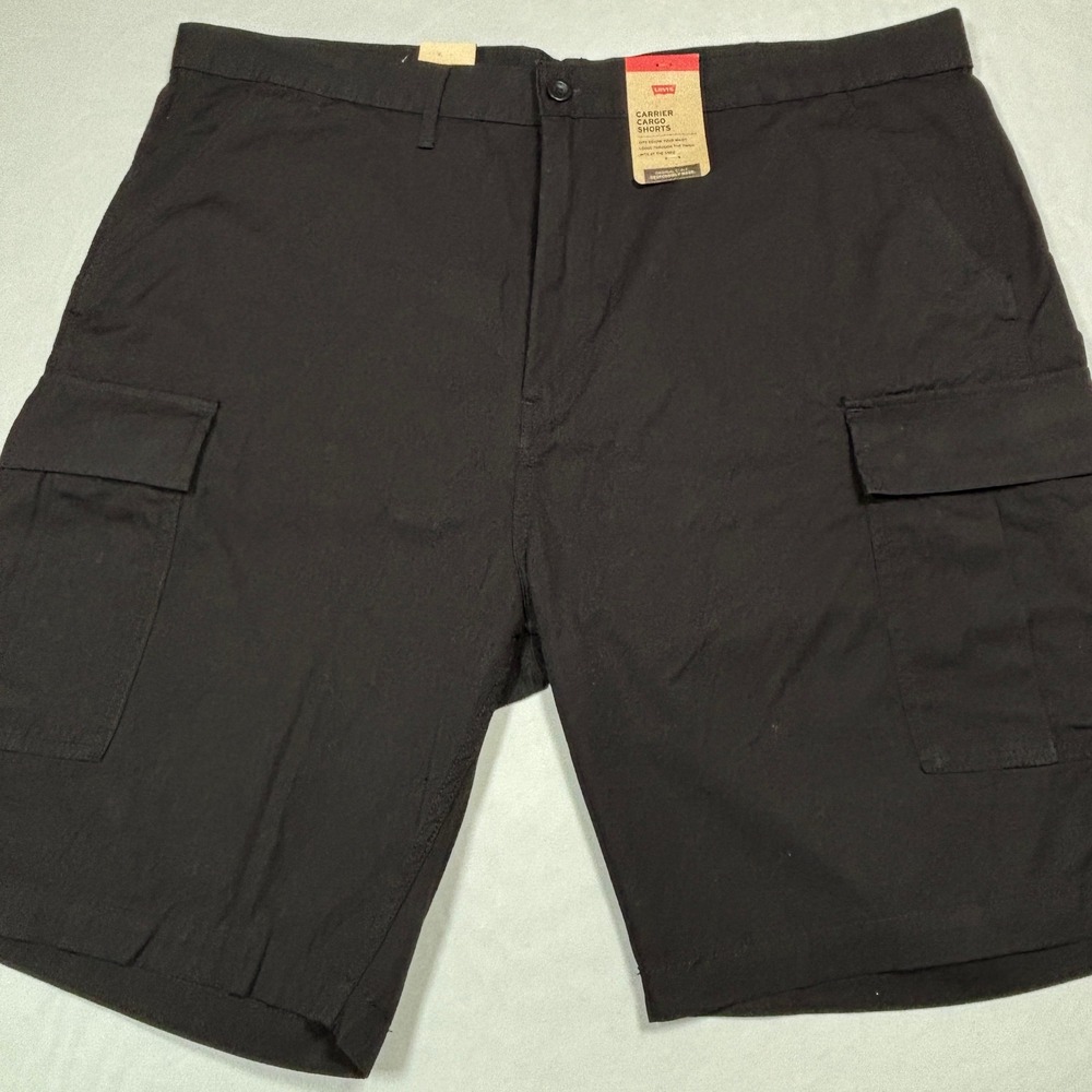 Levi's Carrier Cargo Shorts Mens 42 Black Ripstop Cotton Casual Utility New